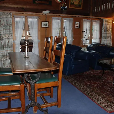 Apartment Le Vieux By Interhome Gstaad