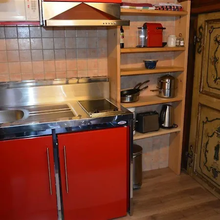 Apartment Le Vieux By Interhome